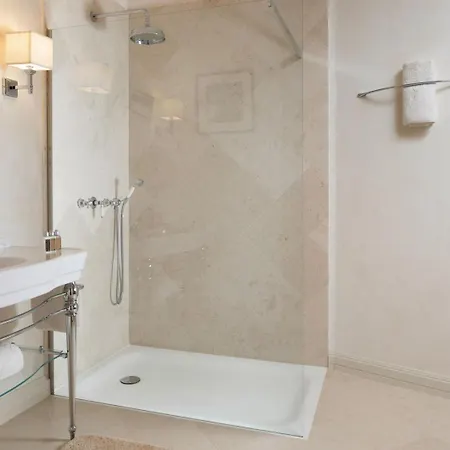 Villa Luxury Giulia With A Pool *